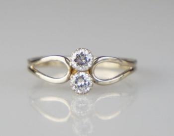 Ring - Gold, Diamant - 1995 Ring - Gold, Diamant - 1995