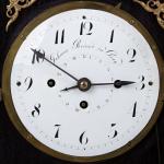 Uhr mit Viertelstunden Schlagwerk - Holz, Emaille - Johann Reiner in Prag - 1820