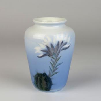 Porzellan Vase - weies Porzellan - 1968