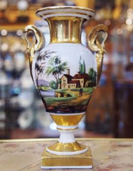 Porzellan Vase - weies Porzellan - 1850