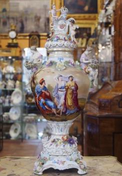 Porzellan Vase mit Deckel - weies Porzellan - 1900