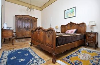 Schlafzimmermbel - massive Eiche - 1880