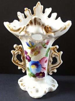 Kleine Porzellanvase, gemalte Blumen  Kleine Porzellanvase, gemalte Blumen