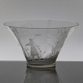 Art-Deco-Schale mit Erntemotiv Art-Deco-Schale mit Erntemotiv