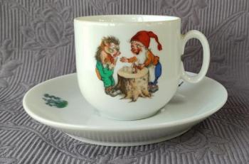 Tasse und Untertasse - 1980 Tasse und Untertasse - 1980