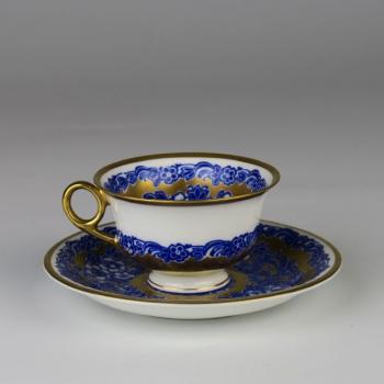 Tasse und Untertasse - Porzellan - 1930 Tasse und Untertasse - Porzellan - 1930