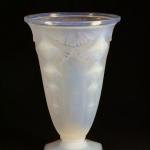 Vase - Opalglas, Pressglas - 1930 Vase - Opalglas, Pressglas - 1930