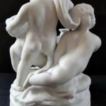 Biskuitskulptur mit einem Becher - Unterweissbach Biskuitskulptur mit einem Becher - Unterweissbach