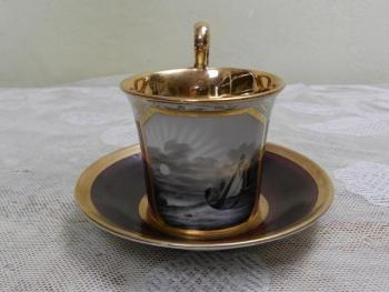 Tasse und Untertasse - Porzellan - 1817 Tasse und Untertasse - Porzellan - 1817