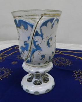 Glasbecher - Opalglas - 1840 Glasbecher - Opalglas - 1840