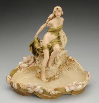 Porzellan Figur Mädchen - Porzellan - Royal Dux - 1905 Porzellan Figur Mädchen - Porzellan - Royal Dux - 1905