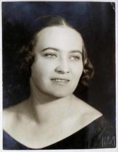 Portrait Frau - Fotografie - Papier - František Drtikol - 1925 Portrait Frau - Fotografie - Papier - František Drtikol - 1925