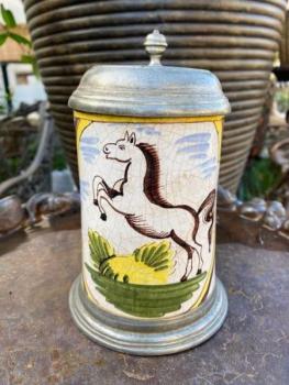 Bierkrug mit Zinndeckel - 1810 Bierkrug mit Zinndeckel - 1810