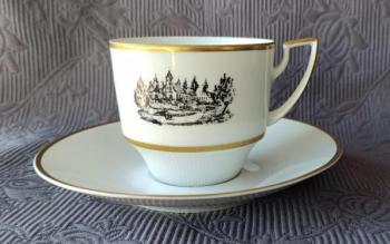 Tasse und Untertasse - 1980 Tasse und Untertasse - 1980