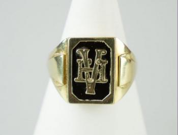 Ring - Gold, Carneol - 1995 Ring - Gold, Carneol - 1995