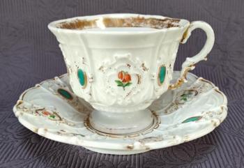 Tasse und Untertasse - 1900 Tasse und Untertasse - 1900