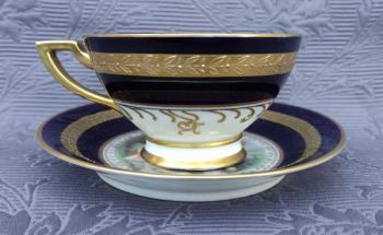 Tasse und Untertasse - 1930 Tasse und Untertasse - 1930