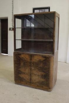 Vitrine - 1930 Vitrine - 1930