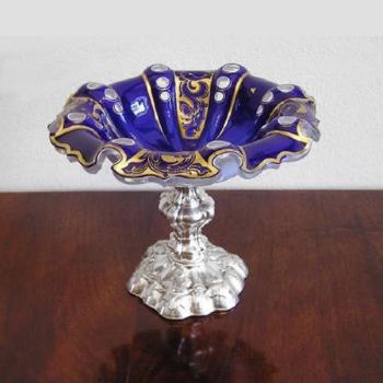 Glas-Aufsatzschale - 1850 Glas-Aufsatzschale - 1850