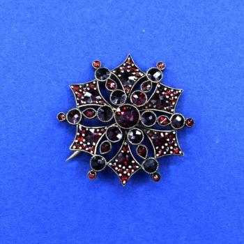 Brosche mit Granat - Metall, Tschechischer Granat - 1910 Brosche mit Granat - Metall, Tschechischer Granat - 1910