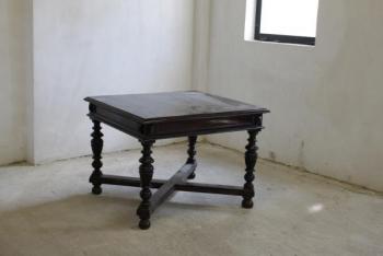 Ausziehtisch - 1880 Ausziehtisch - 1880