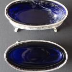 Ovale silberne Salz- und Pfefferbehälter -Williams Ovale silberne Salz- und Pfefferbehälter -Williams