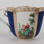 Tasse und Untertasse - weies Porzellan - Meissen - 1870