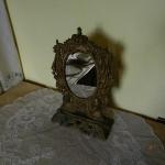 Spiegel mit Sockel - Gusseisen, Bronze Patina - 1900