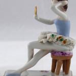 Sitzende Ballerina mit Spiegel - Royal Dux