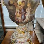 Zwei Porzellan Vasen mit Deckel - 1980