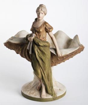 Porzellan Figur Mädchen - Porzellan - Royal Dux - 1905