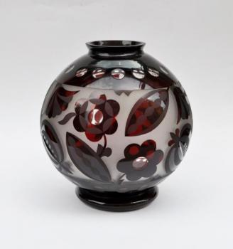 Vase - geätztes Glas, geschichteten Glas - Krásno, Salomon Reich - 1935