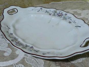 Porzellan Platte - weißes Porzellan - 1830