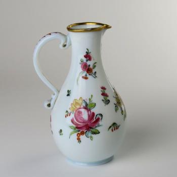 Glaskrug - Milchglas - 1780