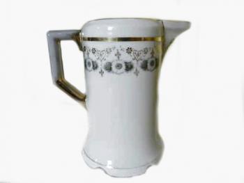Milchkännchen - weißes Porzellan - 1920