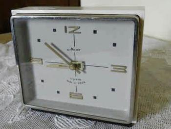 Uhr - Kunststoff - 1960