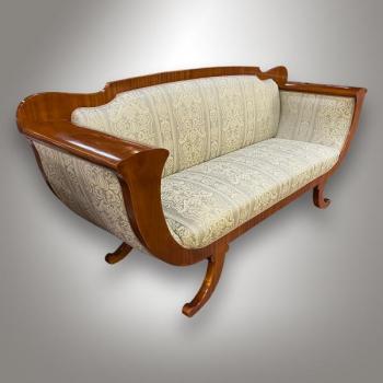 Couch - 1870