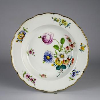 Tiefer Teller - weißes Porzellan - 1870