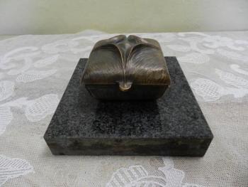 Metalldekoration - Bronze - 1950