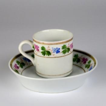 Tasse und Untertasse - Porzellan - 1810