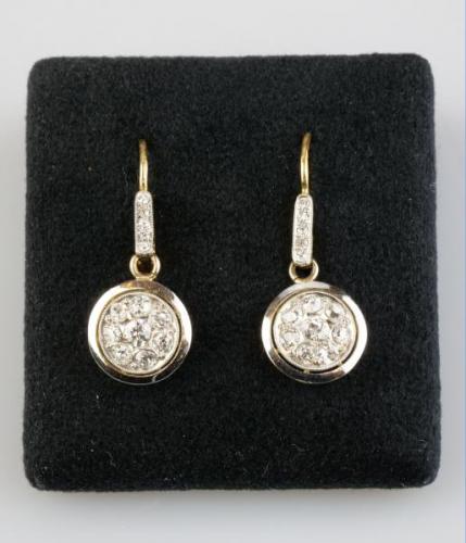 Goldene Ohrringe mit Diamanten - Platin, Gold - 1980